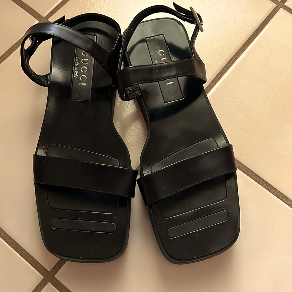 Vintage Gucci black rubber sandal